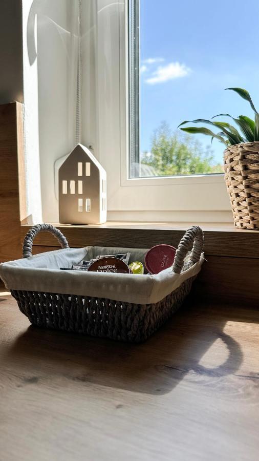 Linden Apartman 002 - Adults Only Mosonmagyaróvár Kültér fotó