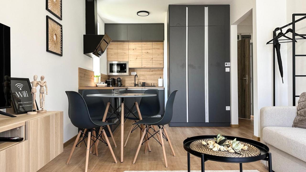 Linden Apartman 002 - Adults Only Mosonmagyaróvár Kültér fotó